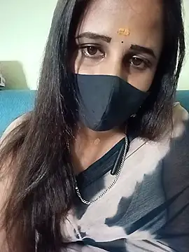 Snapshot of Tamil_Rani- chatting on July 7, 2026, 6:47 am Tamil Rani- online show from July 7, 2026, 6:47 am