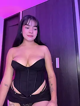 Sophia Wy online show from April 19, 2026, 1:10 pm