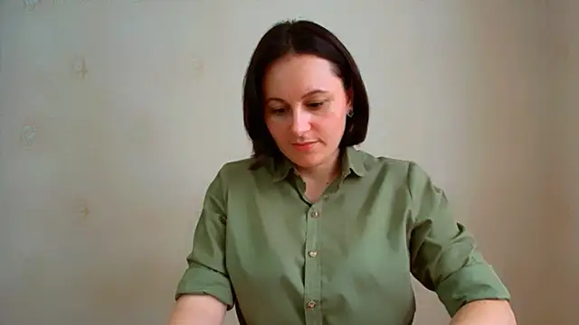 Inessa beauty online show from June 7, 2026, 12:31 pm