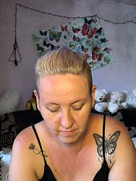 Snapshot of SofiaAmour chatting on July 23, 2026, 2:37 pm SofiaAmour online show from July 23, 2026, 2:37 pm