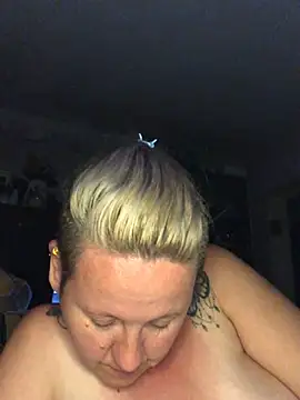 Snapshot of SofiaAmour chatting on August 5, 2026, 7:17 pm SofiaAmour online show from August 5, 2026, 7:17 pm