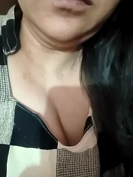 MUSKAN 786786- online show from March 2, 2026, 7:26 am