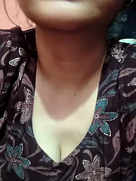 MUSKAN 786786- online show from March 5, 2026, 4:19 am