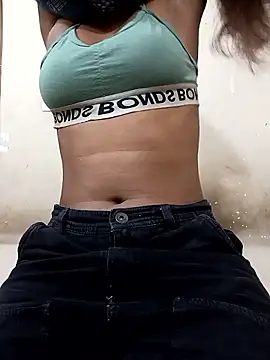 Olivia 101 online show from March 8, 2026, 1:25 am