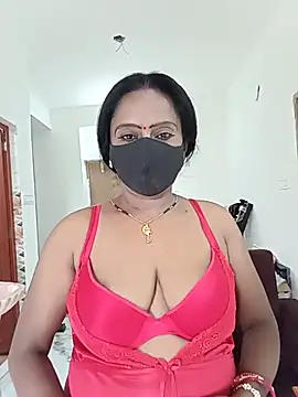 Snapshot of misti-boudii chatting on July 14, 2026, 2:05 am misti-boudii online show from July 14, 2026, 2:05 am