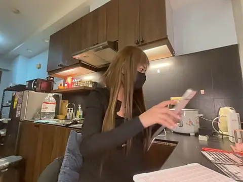 strawberryblossom93 online show from March 29, 2026, 1:55 pm