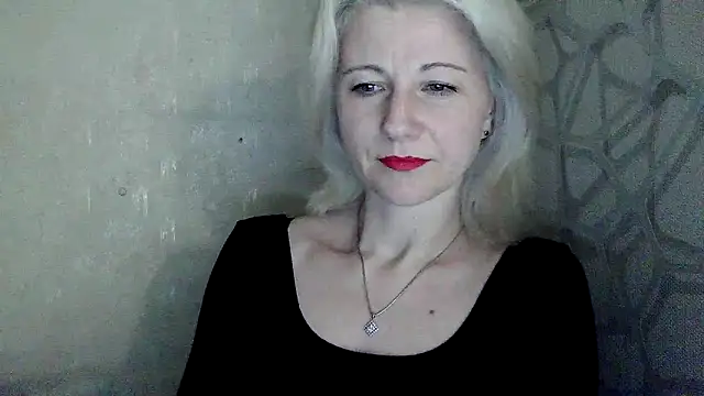 Katerina-Kissa online show from April 7, 2026, 5:46 pm