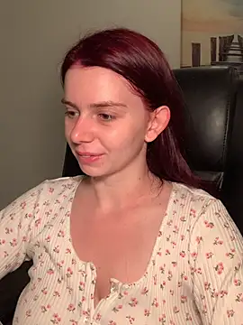 Snapshot of VelvetChloe chatting on June 27, 2026, 7:19 pm VelvetChloe online show from June 27, 2026, 7:19 pm