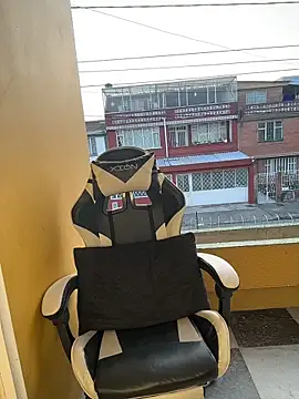 Zoe fiire online show from March 4, 2026, 11:16 am