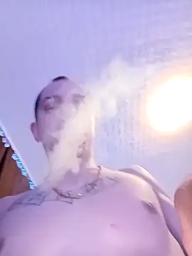 Hugo1993 online show from March 5, 2026, 10:28 pm