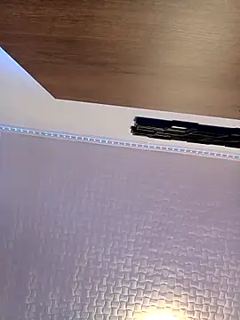 Hugo1993 online show from March 6, 2026, 5:20 pm