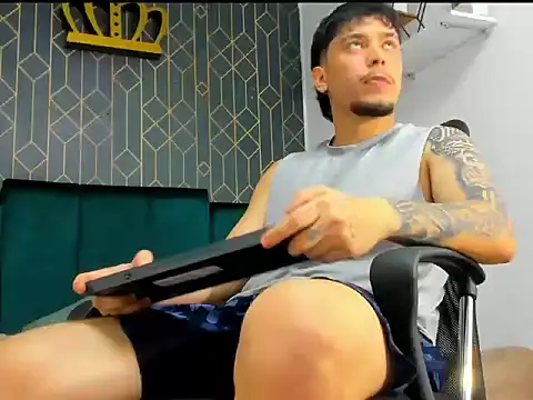 maximo-lane online show from March 6, 2026, 10:50 pm