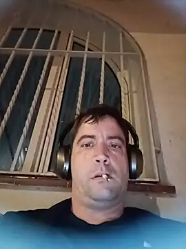 Snapshot of danyelC2 chatting on June 21, 2026, 9:50 pm danyelC2 online show from June 21, 2026, 9:50 pm