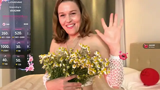 Lizacams online show from May 16, 2026, 5:01 pm