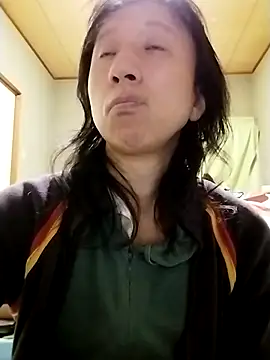 mako7612 online show from April 1, 2026, 7:20 am