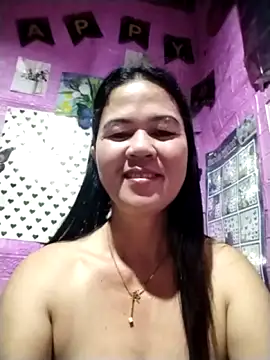 sweet lyn2025 online show from April 20, 2026, 7:37 pm