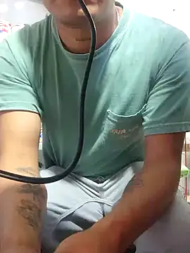 velma1996 online show from March 15, 2026, 2:06 am