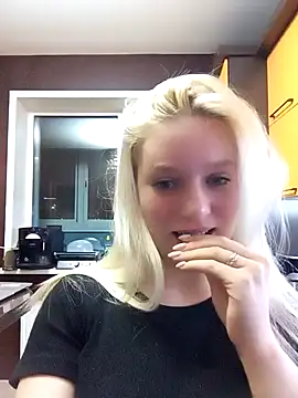 Glowing Jessica online show from March 4, 2026, 4:24 pm