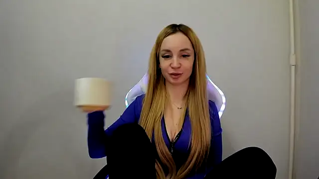 LinaKunilina online show from March 6, 2026, 11:12 pm