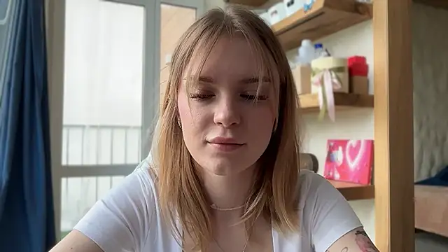 Snapshot of cyberl0ve_ chatting on May 23, 2026, 1:59 pm cyberl0ve online show from May 23, 2026, 1:59 pm