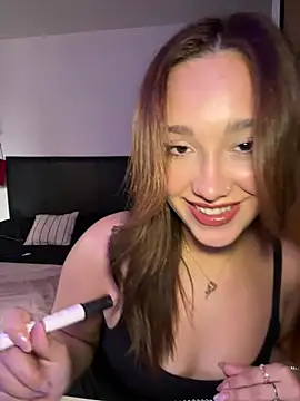 ariadnax0 online show from March 5, 2026, 6:37 pm