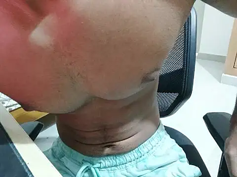 kratosTheHunk online show from April 21, 2026, 7:47 am