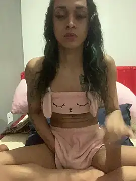 Snapshot of YasmimMayers chatting on July 20, 2026, 10:01 pm YasmimMayers online show from July 20, 2026, 10:01 pm
