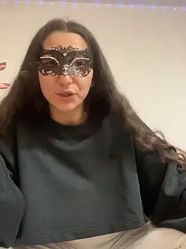 SwissLeonie online show from March 6, 2026, 8:05 pm