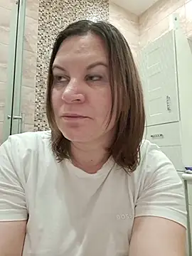 LaraHarper online show from April 18, 2026, 10:32 pm