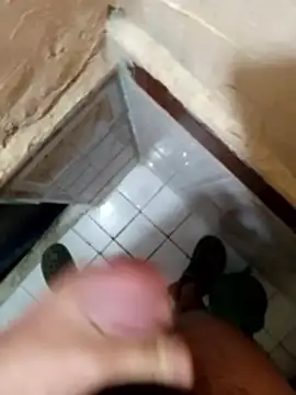 Snapshot of dzniyaak chatting on March 25, 2026, 9:54 pm dzniyaak online show from March 25, 2026, 9:54 pm