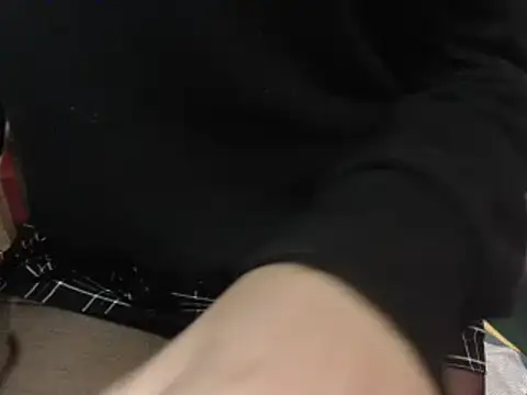 lolit cat online show from March 27, 2026, 11:59 pm