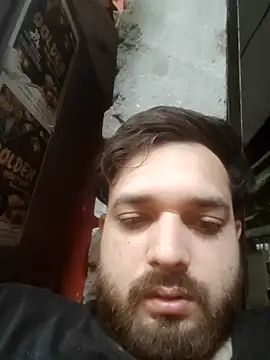Snapshot of areee214 chatting on June 8, 2026, 5:24 pm areee214 online show from June 8, 2026, 5:24 pm