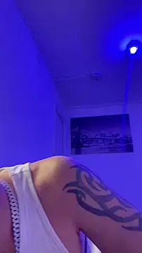 TitanNoir online show from April 22, 2026, 11:28 pm