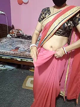 Snapshot of Couple_hot999 chatting on May 2, 2026, 1:38 pm Couple hot999 online show from May 2, 2026, 1:38 pm