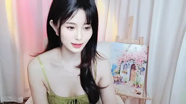 Mia 168 online show from May 5, 2026, 12:40 am