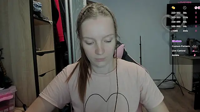 Snapshot of Mary_Blu chatting on October 12, 2025, 9:08 am Mary Blu online show from October 12, 2025, 9:08 am