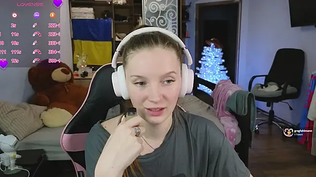 Snapshot of Mary_Blu chatting on January 8, 2026, 6:21 pm Mary Blu online show from January 8, 2026, 6:21 pm