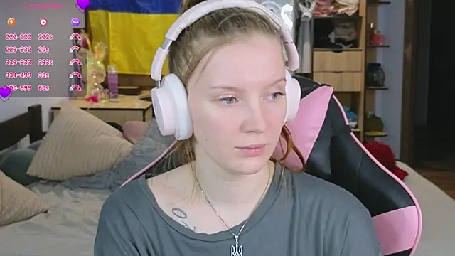 Snapshot of Mary_Blu chatting on January 11, 2026, 8:03 pm Mary Blu online show from January 11, 2026, 8:03 pm