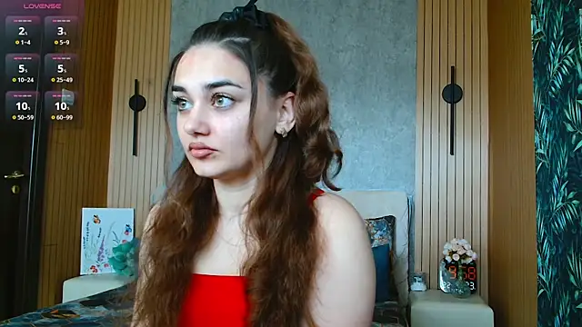 KatarinaHeaven online show from April 23, 2026, 6:58 am