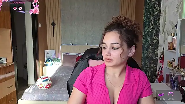 KatarinaHeaven online show from July 5, 2026, 4:19 am