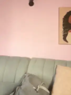 Im Luuu online show from April 17, 2026, 1:14 pm