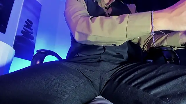 Nero 62 online show from March 4, 2026, 11:22 pm