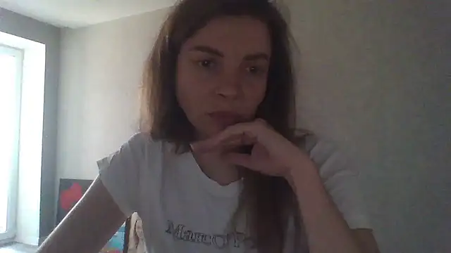 Luna2547 online show from March 20, 2026, 2:33 pm