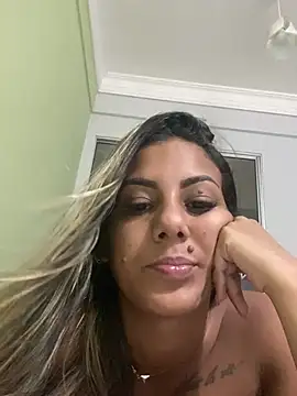 kifanyy online show from March 8, 2026, 4:49 am