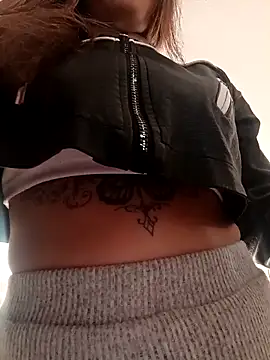 Baby Pink Love online show from April 6, 2026, 5:14 pm