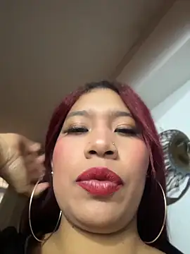 Cherry Charlottee online show from April 16, 2026, 9:39 pm