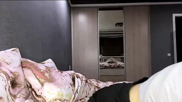 HousedMud online show from April 6, 2026, 8:10 pm