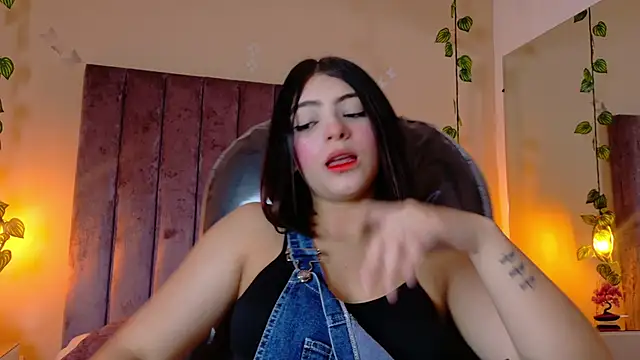 Pariis Blakee online show from March 6, 2026, 7:10 pm