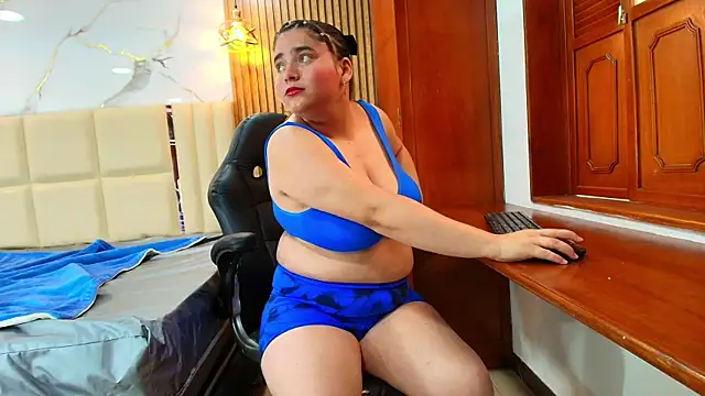 Estrella-gold online show from April 6, 2026, 7:15 pm