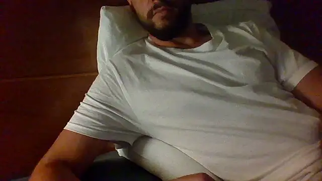 Snapshot of freetom31 chatting on March 9, 2026, 12:42 pm freetom31 online show from March 9, 2026, 12:42 pm